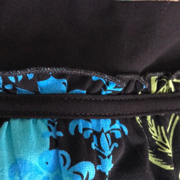 Perseption Concept Size Small Blue and Black Top - Picture 9 of 12